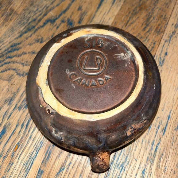 Vintage Laurentian Pottery Covered Dish – Model 519 - Picture 3 of 6